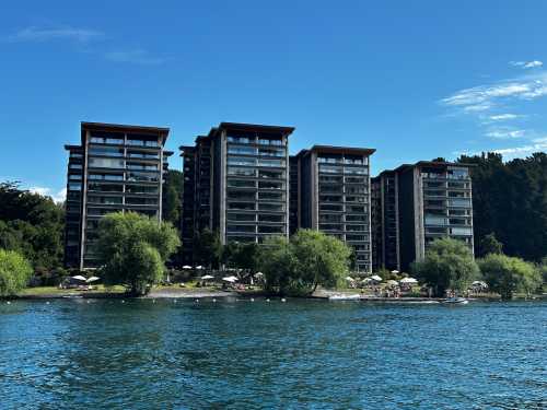 Arriendo Departamento Nº401 en Condominio Parque Pinares, Tower 2