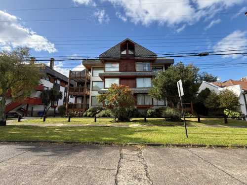 Venta Departamento Duplex en Edificio Pucn Plaza, Frente a la Pennsula 