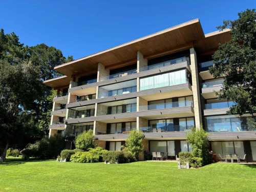 Venta Departamento Nº102 en Condominio Parque Pinares Residence